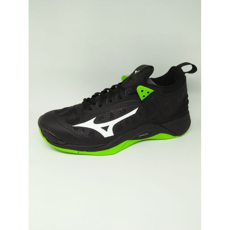 Sepatu volley mizuno Wave Momentum Black white green original