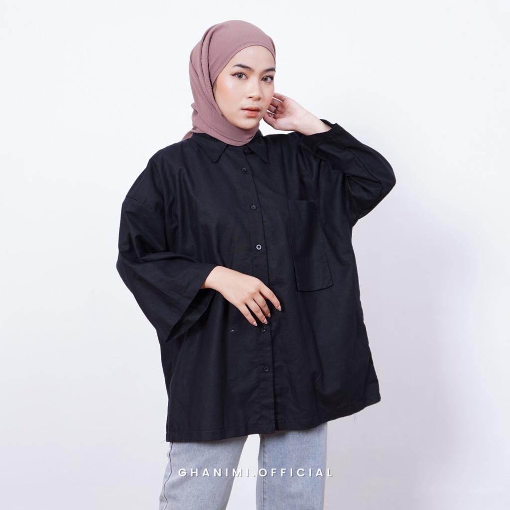 Ghanimi - Laura Shirt / Kemeja Linen Oversized / kemeja polos / kemeja katun / kemeja kerja / kemeja timeless / kemeja oversized / kemeja casual / atasan kerja / baju kerja / atasan polos / atasan oversized / baju oversized