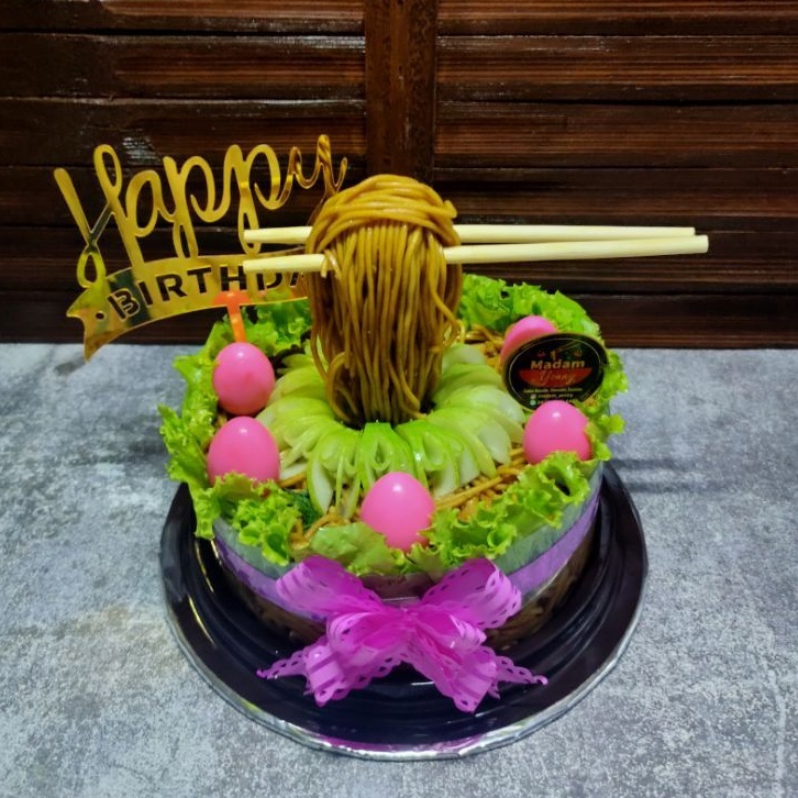 

Flying Noodle cake 3-4 portion