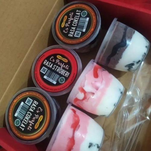

Paket Hampers Dessert Box American Parfeti Ice Cream & Cake