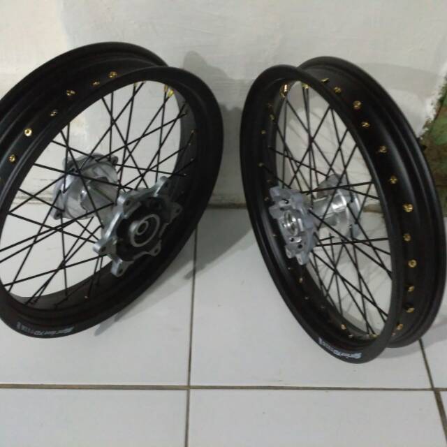 Velg paket Honda CRF 150L plus cakram depan belakang