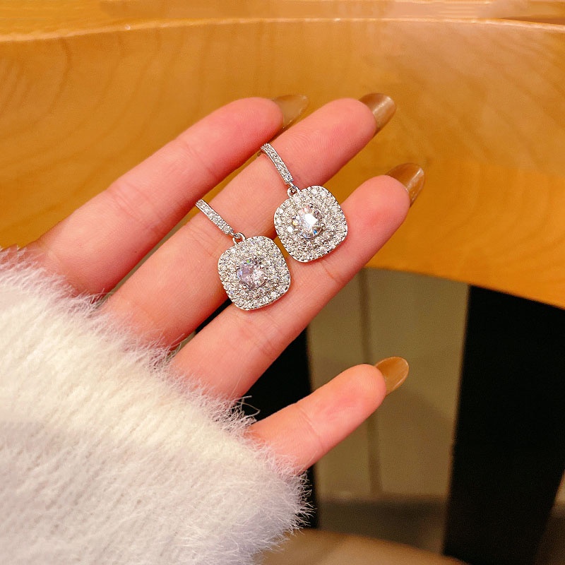 Anting Tusuk Bahan Sterling silver 925 Hias Zircon Untuk Wanita