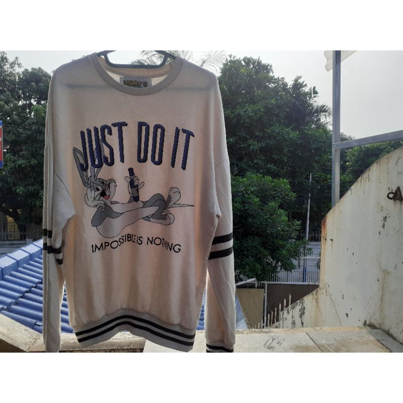 Crewneck nike bugs bunny second