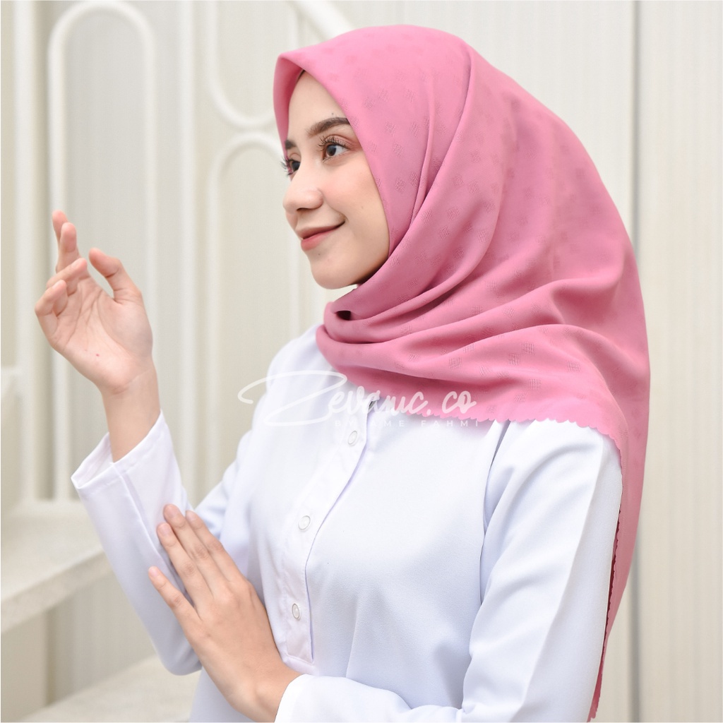 Hijab / Kerudung Fine Dobby Finish Laser Cut Ukuran 110 x 110 cm Bahan Premium Ori by Zevanic.co-7