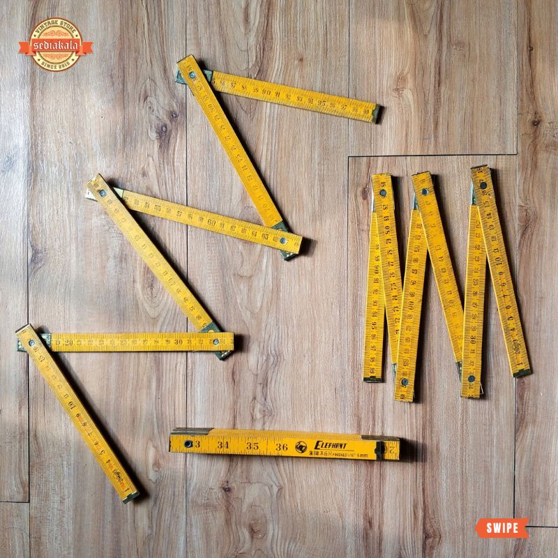 

Penggaris Kayu Lipat (New Old Stock).