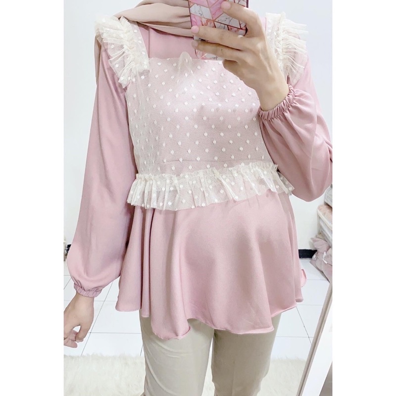 Amera dotty blouse