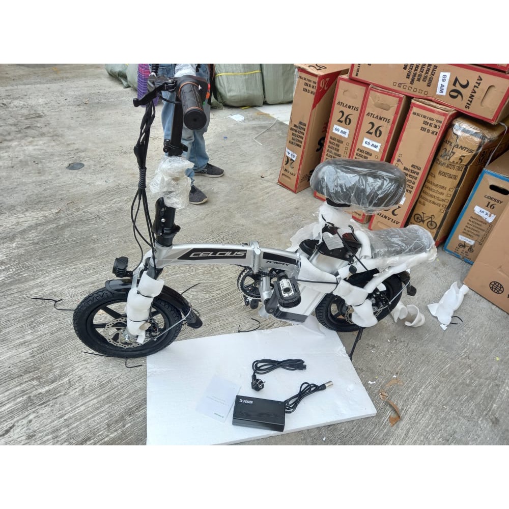 E-Bike Sepeda Lipat Elektrik/Folding Bike Celcius Electric Tomax 14'' sepeda listrik murah, motor listrik murah, motor aki, sepeda dewasa, sepeda anak limited