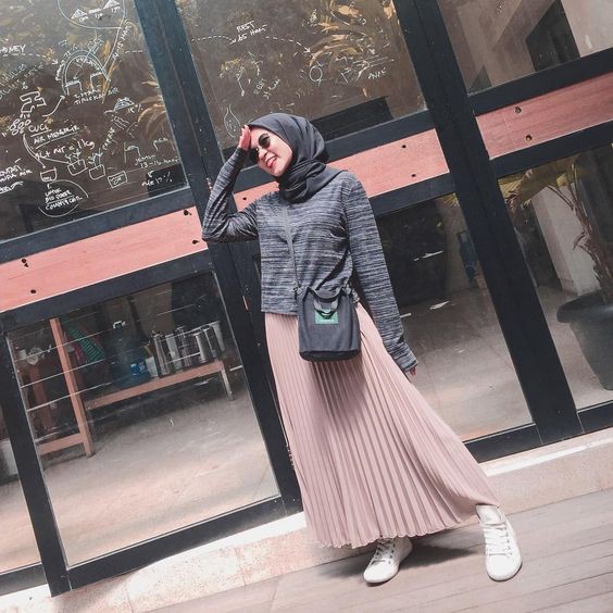 Paling Keren Ootd Hijab Rok Plisket Coklat Susu - My Red Gummi Bear