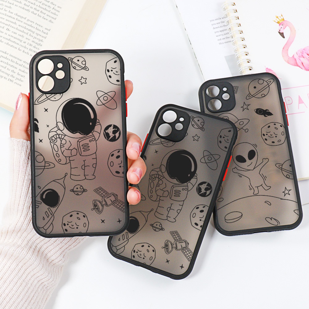 Soft Case Hp Gambar Alien Tahan Goncangan Untuk Iphone 13 / 12 / 11promax / XS / XR / X / XSMax / 6S / 6 / 7 / 8plus / SE 2020