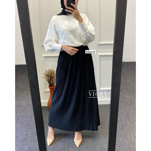 ROK PLISKET LIDI-BLACK