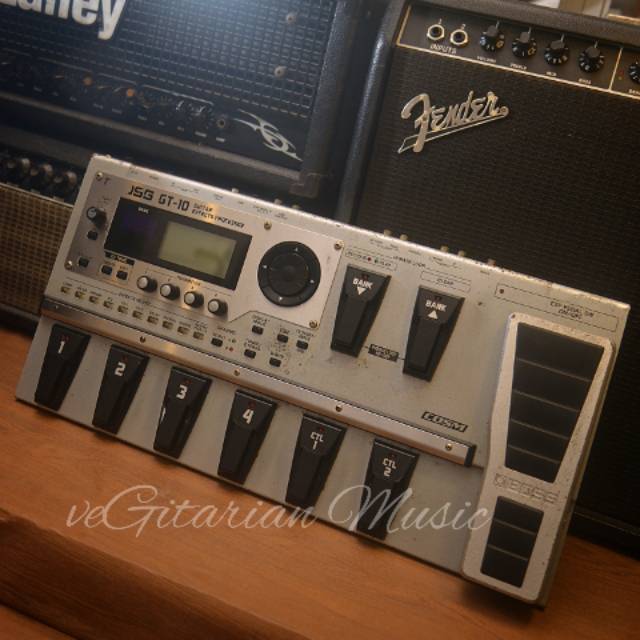 efek gitar BOSS GT 10 Guitar effect processor include gigbag dan adaptor