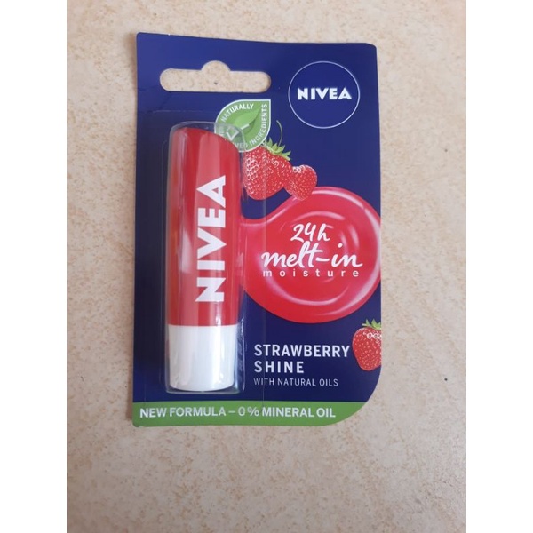 Jual Nivea Lip Balm Strawberry Shine 4 8gr Shopee Indonesia