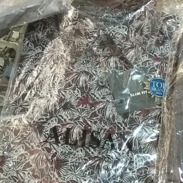 Kemeja Batik Pendek Alisan Slimfit 00096