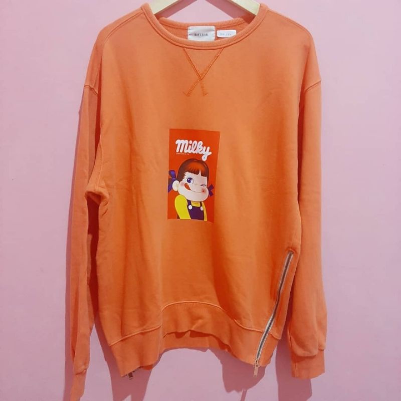 Crewneck Sweater Oversized Milky Peko Chan Orange