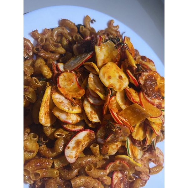 

MACRONI BUNTET BY @ngemicin.id