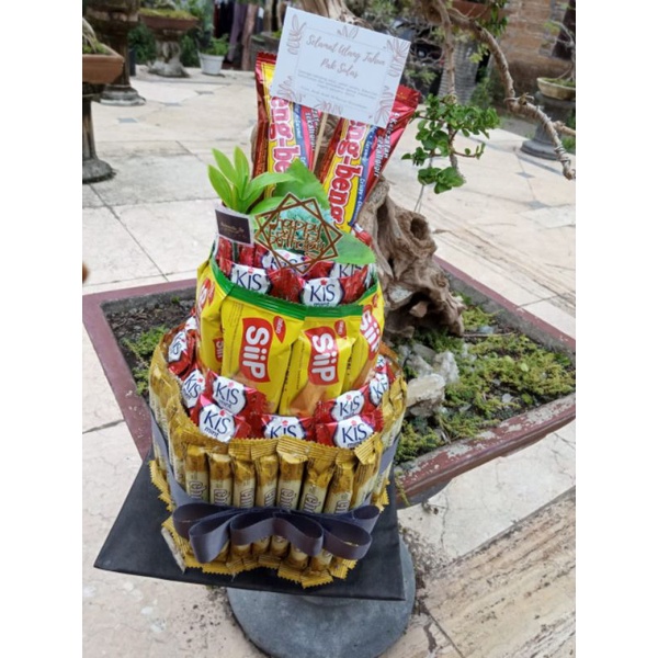 

snack tower-menara snack-kado ultah kekinian