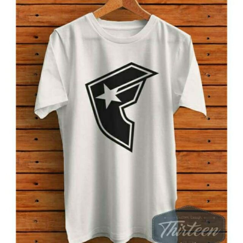 KAOS DISTRO FAMOUS PRIA/WANITA