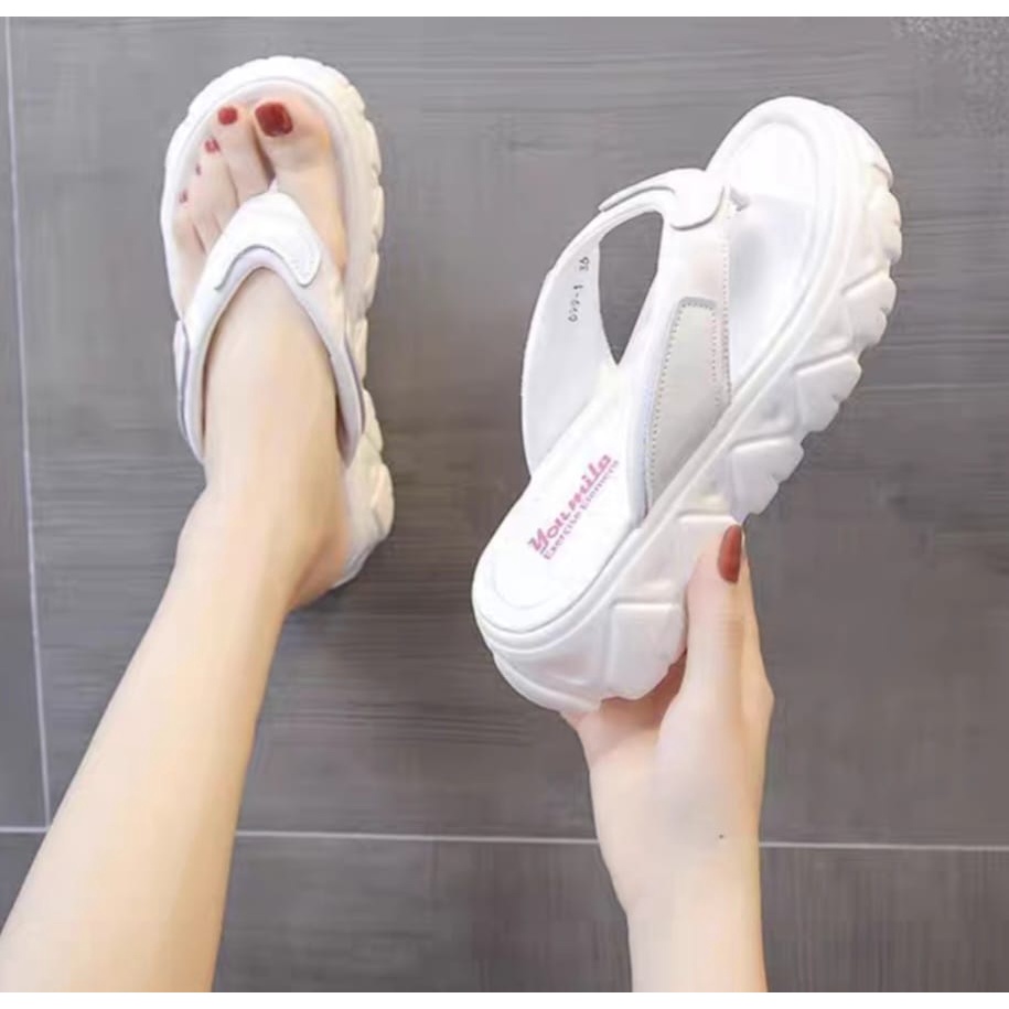 Sandal Tali Jepit Wanita Kirana Bm508