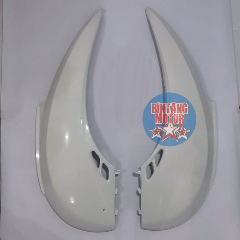 Cover body Honda Scoopy Karbu Lama Warna putih