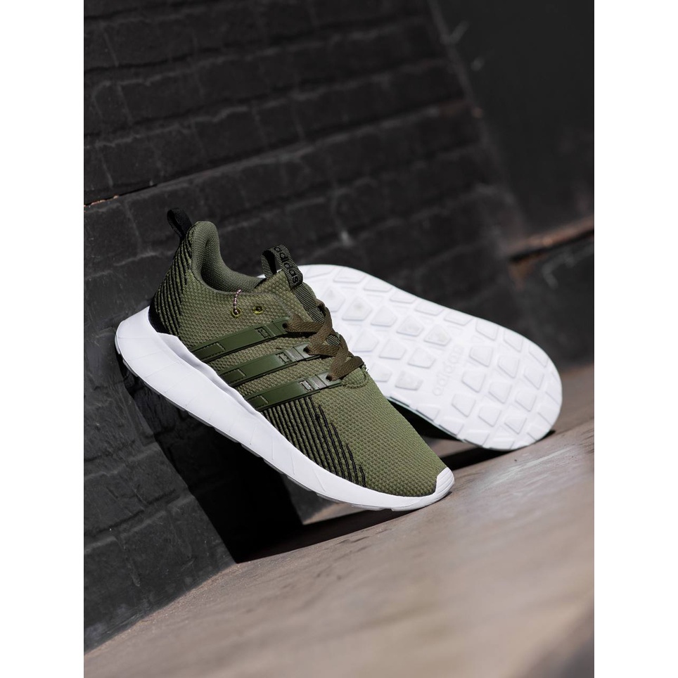 ADIDAS QUESTAR FLOW DARK GREEN