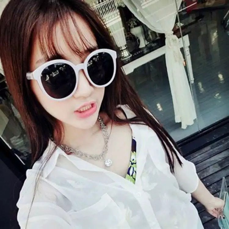 Korea Fashion Design Kacamata Hitam Kacamata Pelindung UV Sunglasses Wanita / kacamata (KM86) AFM