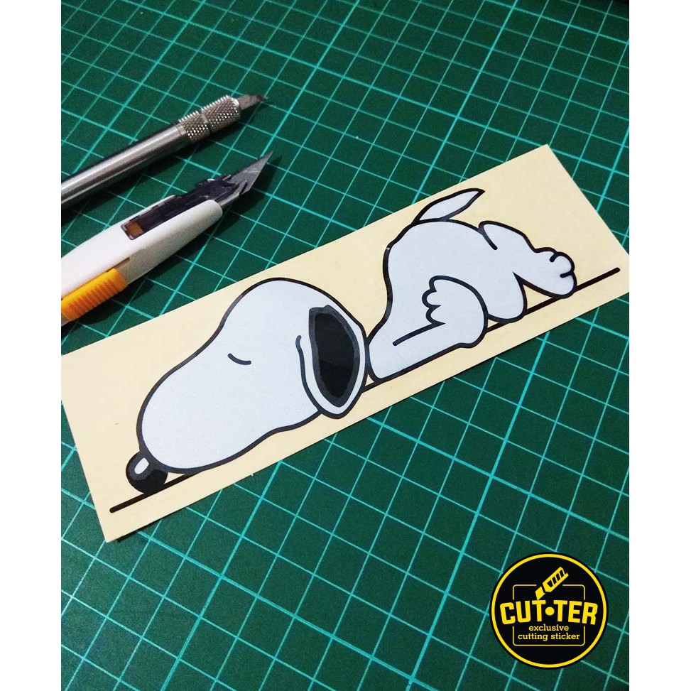 

cutting sticker lazy SNOOPY