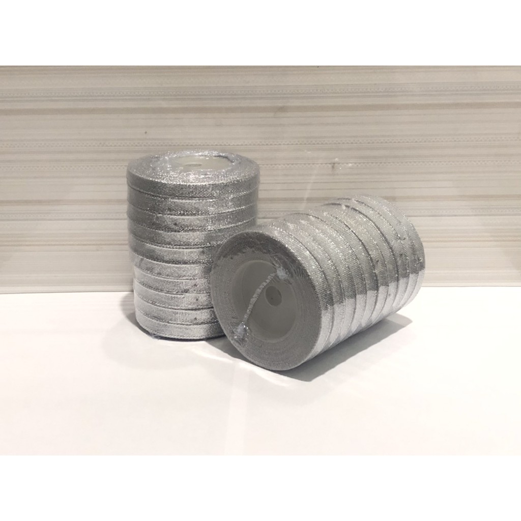 

Pita perak metalik 3/8” / pita emas metalik 1cm / glitter metallic ribbon isi 10 roll