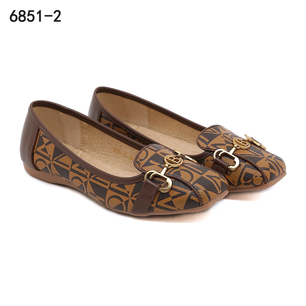 Bo Monogram Logo B Flat Shoes #6851-2