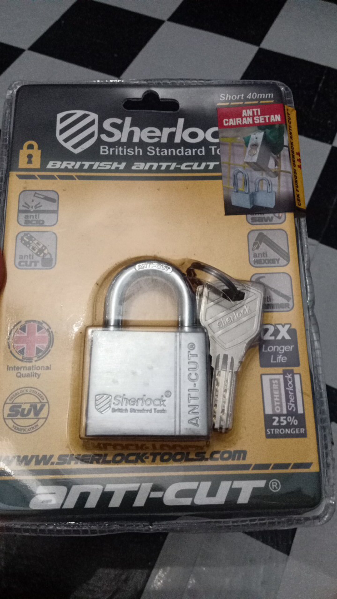 Gembok Rumah / Toko / Pagar Sherlock Anti Cut 40 Mm Pendek Computer Key