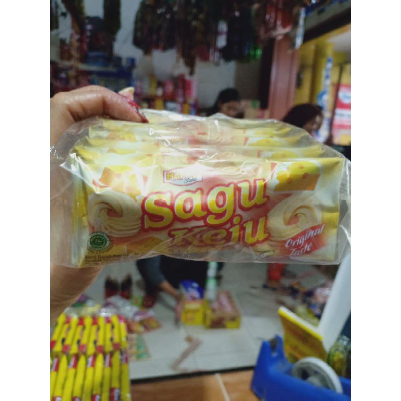 

Sagu keju Happy (1 pak isi 20 bungkus kecil)