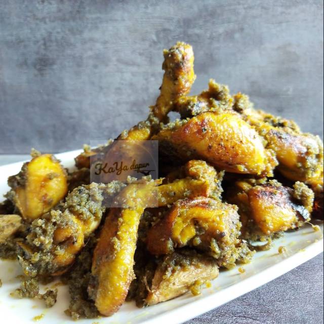 

Ayam Panggang bumbu Andaliman