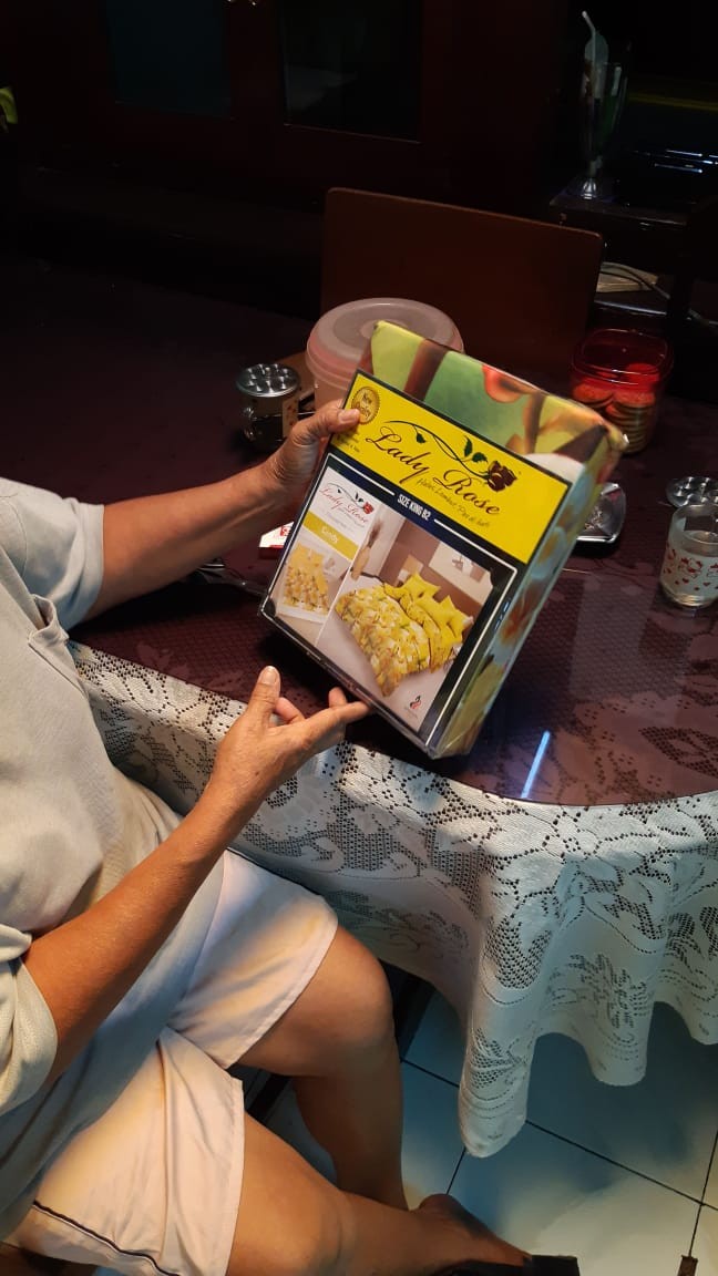 Lady Rose Sprei King (180x200) Dengan 2 Bantal - Sarah