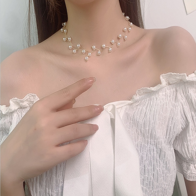 YEEZII Elegant Retro Pearl Chain Necklace Korean Fashion Gold Chain Necklace for Women Accessories Jewelry Gift