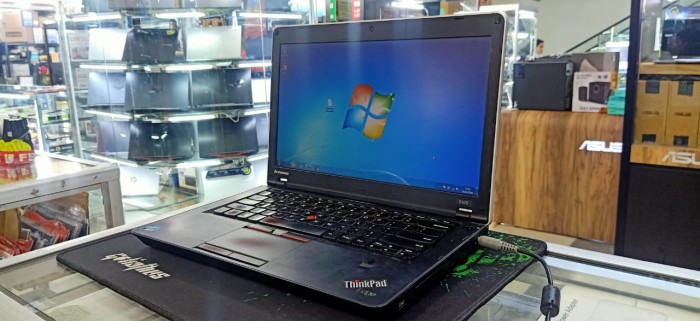 Laptop Seken Lenovo Core i3 E 420 Murah garansi