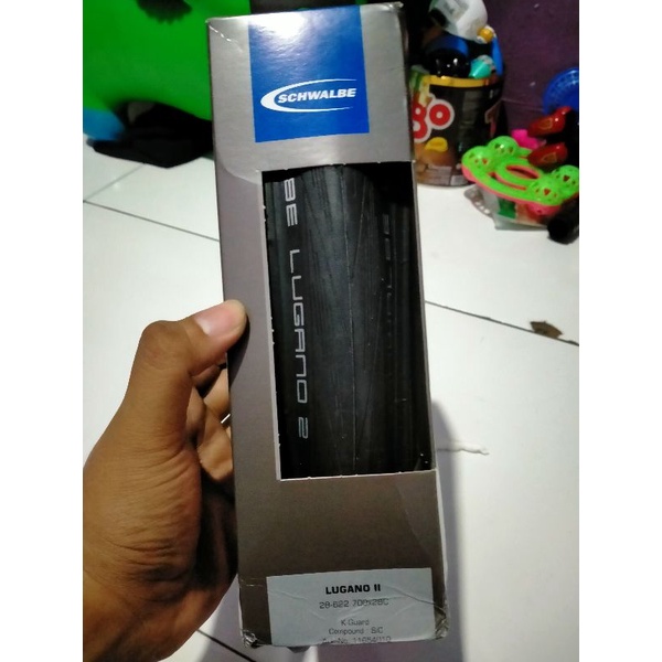 ban luar Schwalbe Lugano II 700x28c