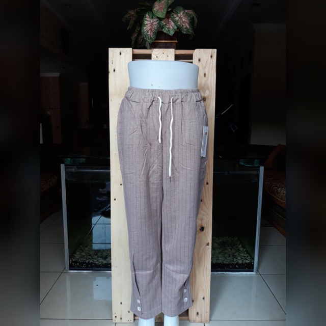 Celana zara kotak import