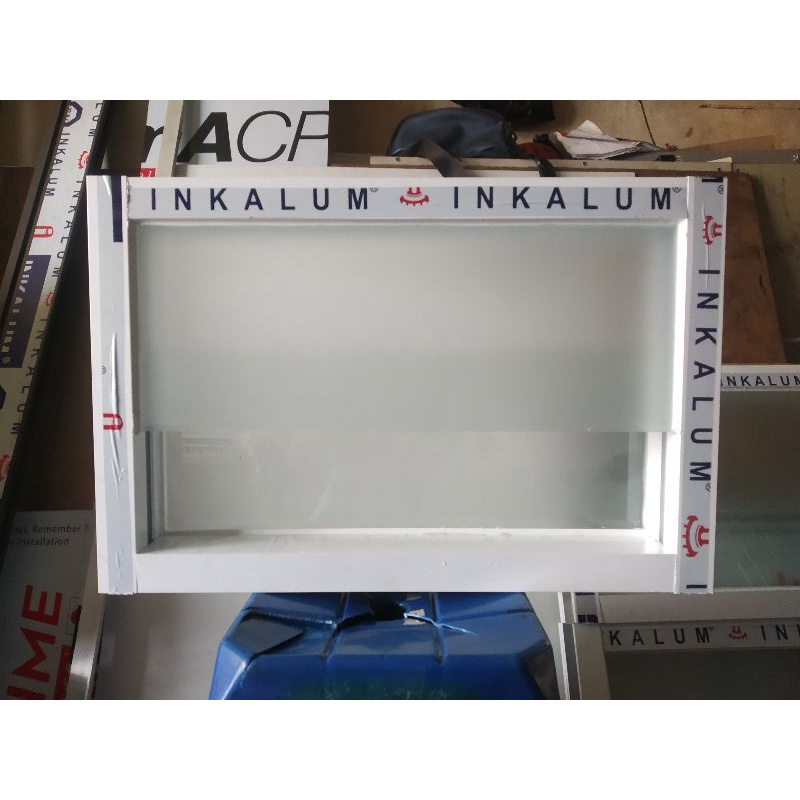 kusen bovenly aluminium kaca