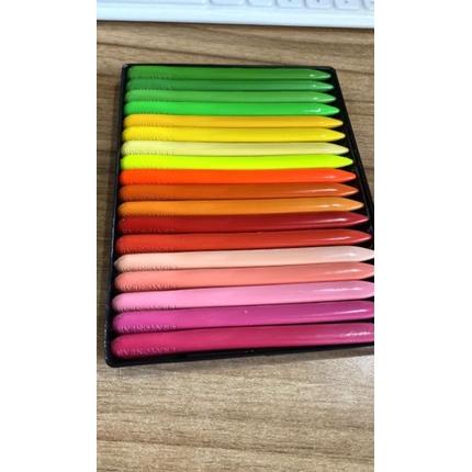 

⍇ [PD] HIGH QUALITY Crayonlab isi 36 dan 24 anti kotor di tangan Non Toxic Crayon Triangular ↟