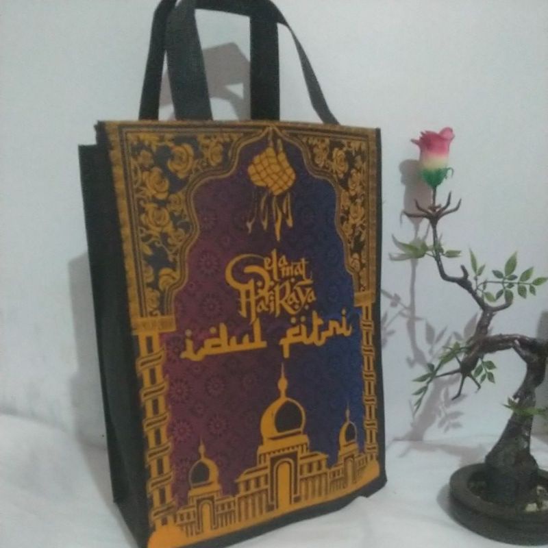 goodiebag/tas lebaran idul Fitri tebal kaku