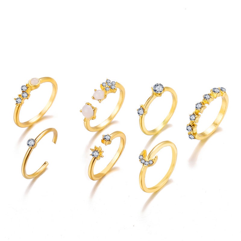 9 Pcs / Set Cincin Jari Telunjuk Bentuk Bintang Bulan Warna Emas Gaya Vintage