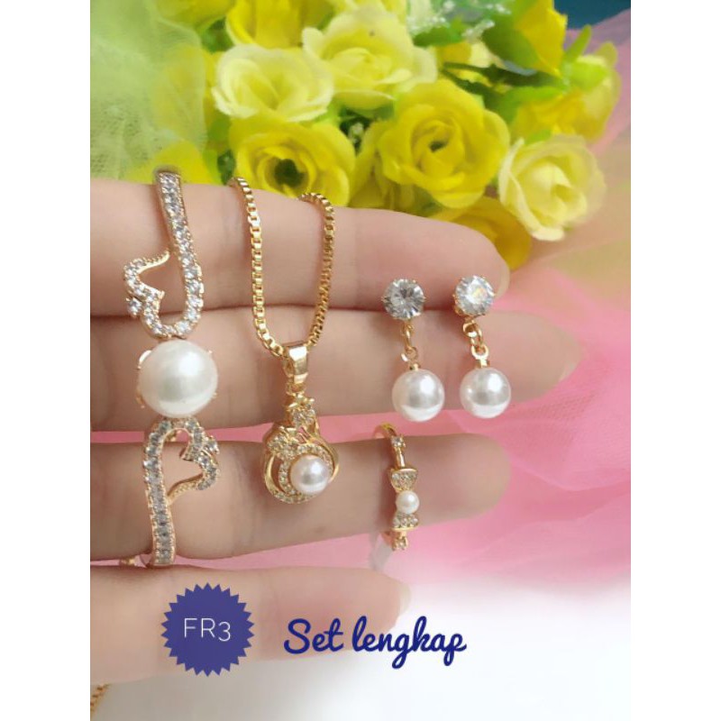 [Xuping] paket perhiasan xuping set mutiara putih berkilau emas xuping 120521