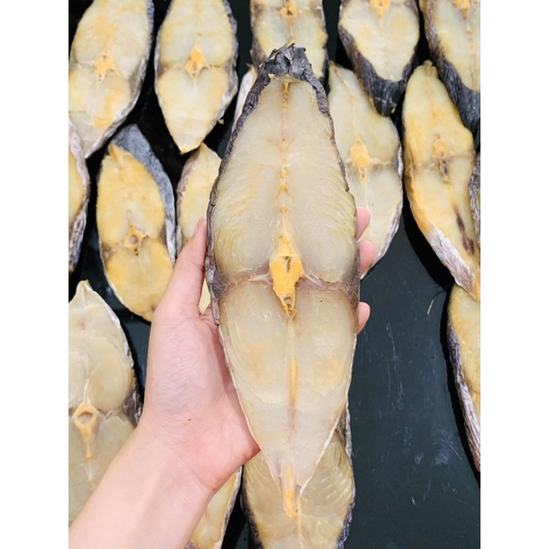 

Ikan Asin Tenggiri / Makau Phu 500gr