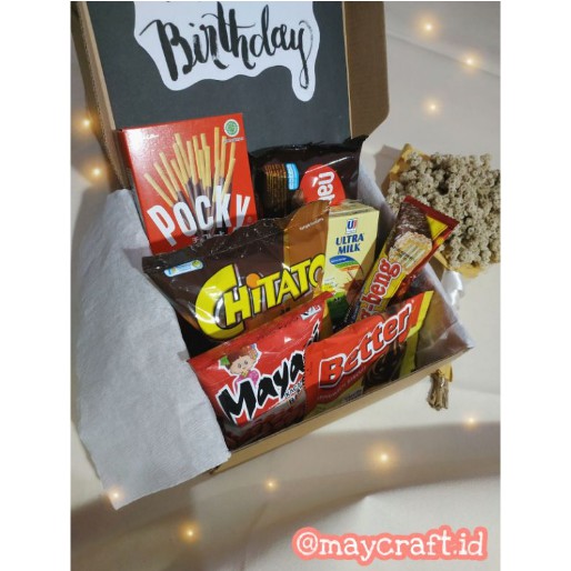 

Gift Snack Box Hampers Kado Ultah Kado Wisuda