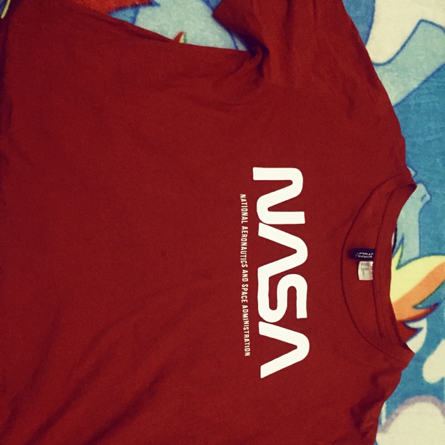 BAJU CROP NASA || H&M