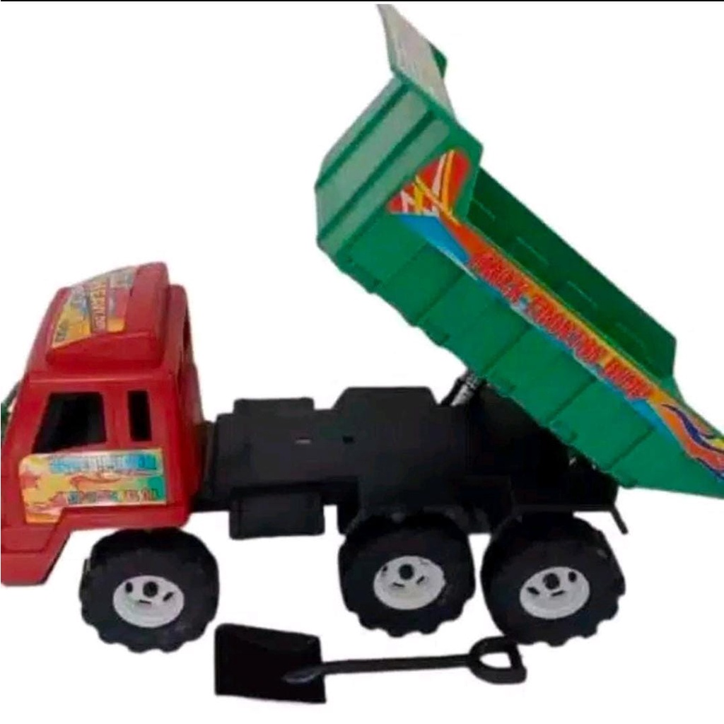 truck pasir kecil