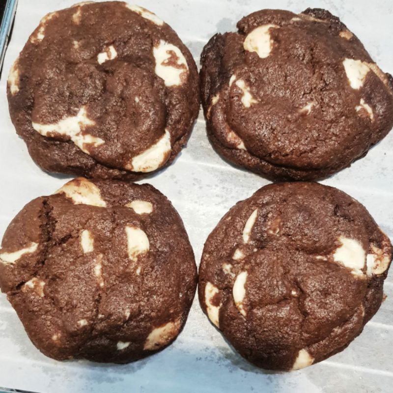 

The White Chip Choco cookies