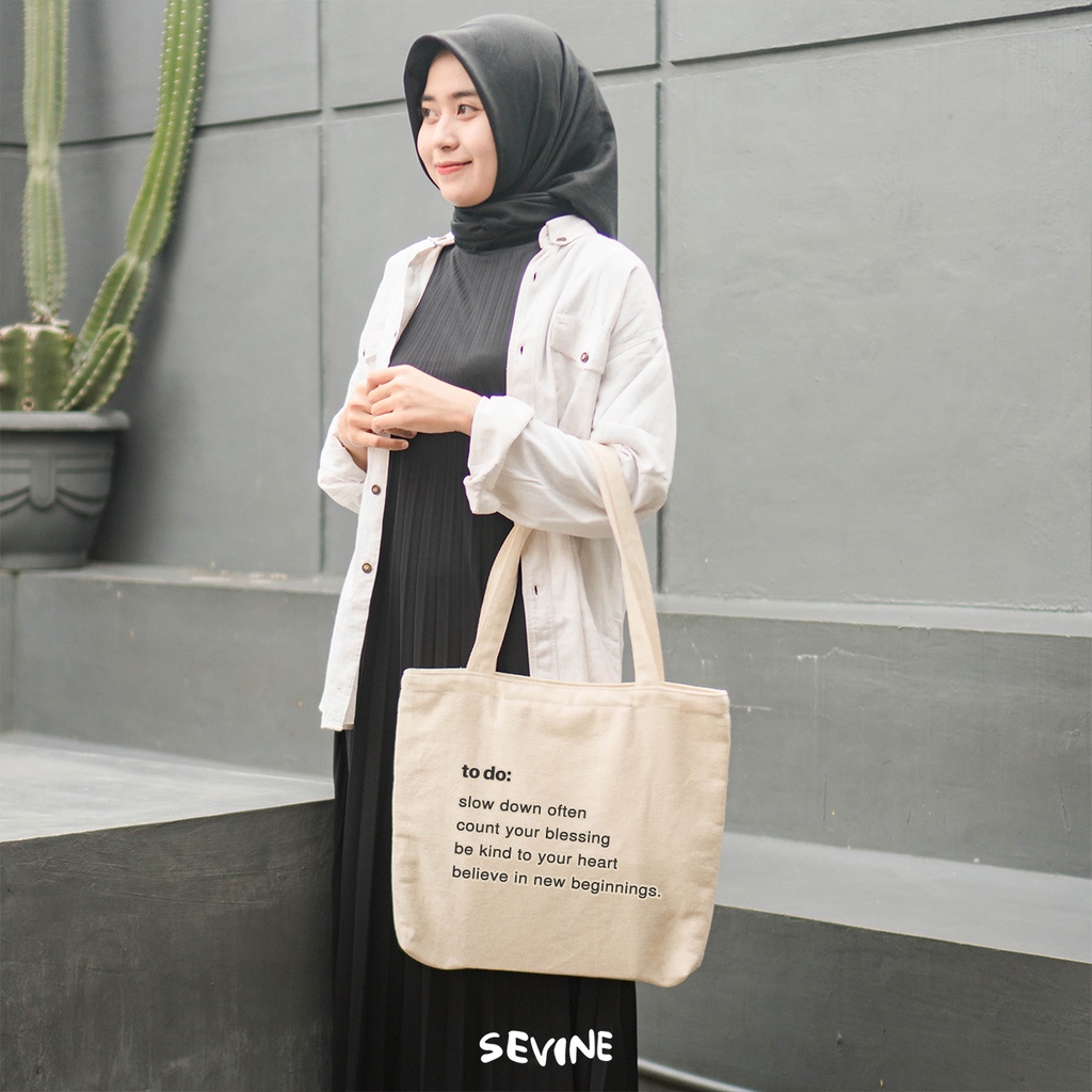 Sevine Tote Bag Kanvas Emily Resleting Kantong Laptop Tas Wanita Sekolah Kuliah Fashion Totebag Kerja Quotes Self Affirmation Vintage Aesthetic - VH