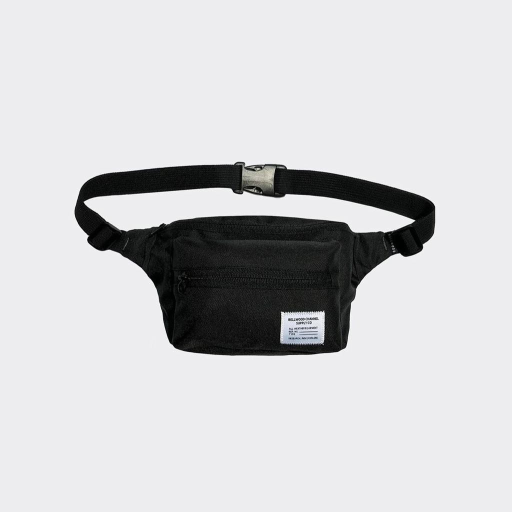 

BOXY FANNY BLACK