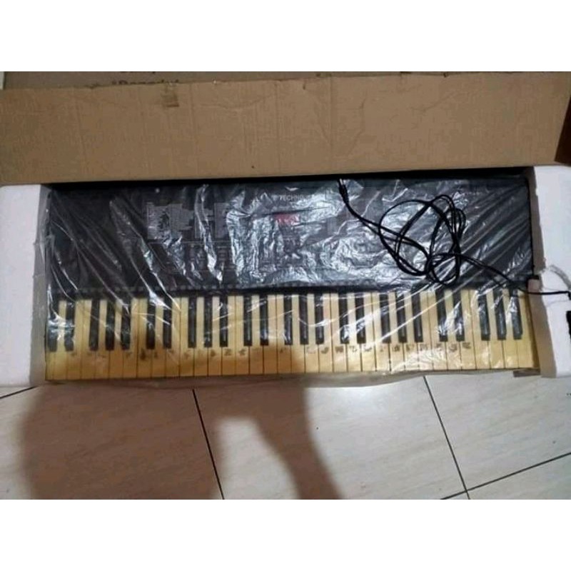 KEYBOARD TECHNO T-9100