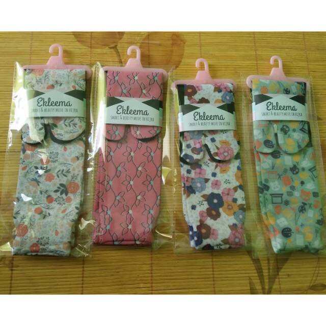 Kaos kaki printing tapak hitam